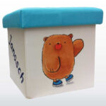 Bild von   kinder hockerjpg | Individuelle 🎁 persönliche 🎁 personalisierte Geschenke bedruckt ▪ bestickt ▪ graviert