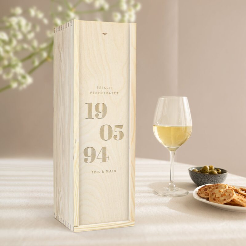 Bild von   weinkiste mit gravur magnumjpg | Individuelle 🎁 persönliche 🎁 personalisierte Geschenke bedruckt ▪ bestickt ▪ graviert