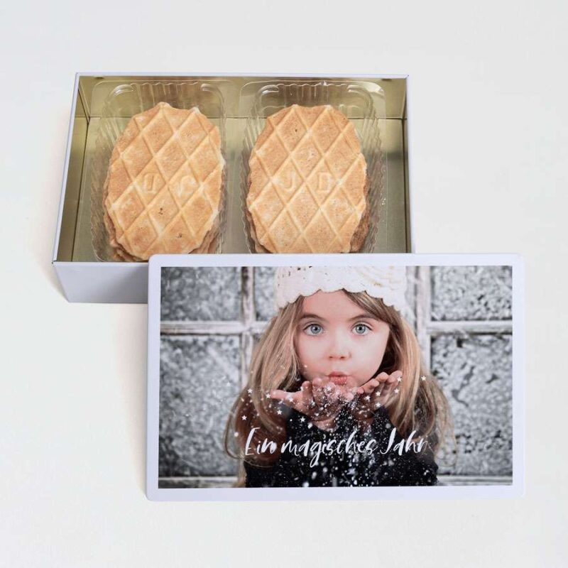 Bild von   trendy keksdose in weiss mit fjpg | Individuelle 🎁 persönliche 🎁 personalisierte Geschenke bedruckt ▪ bestickt ▪ graviert