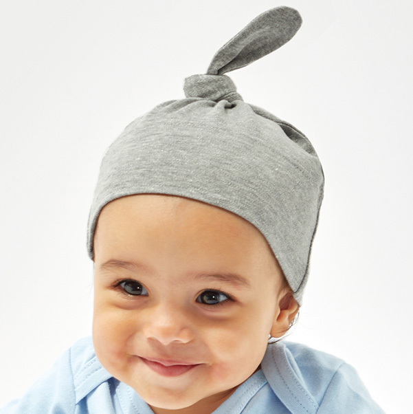 Babymütze mit Knoten