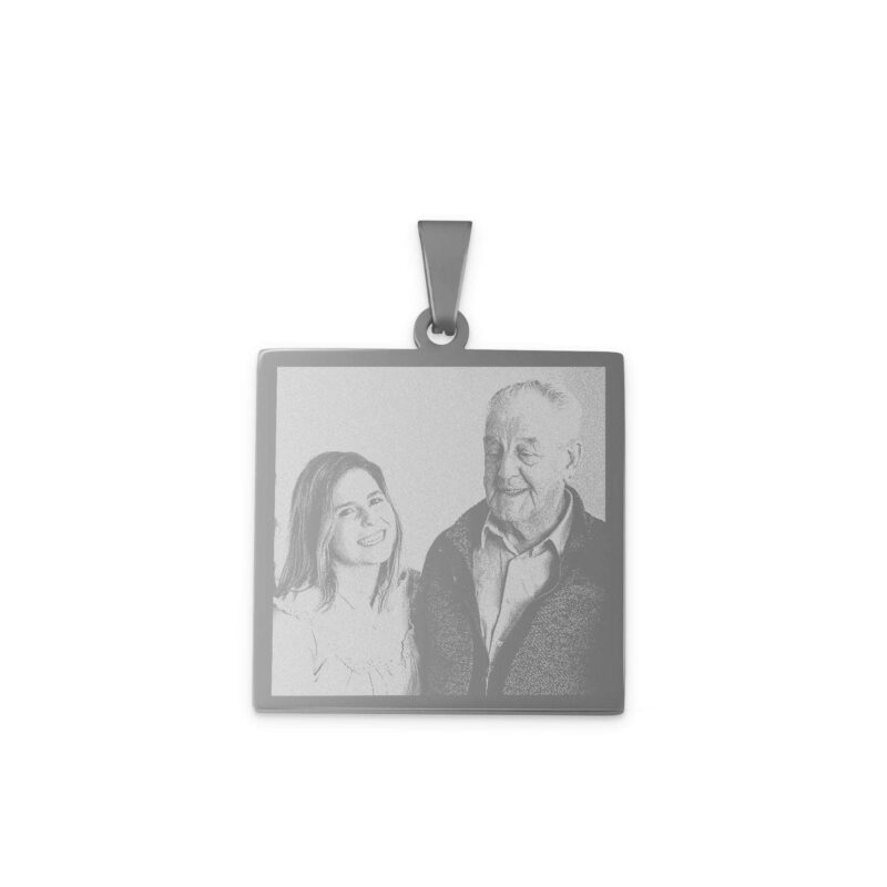 Bild von   viereckiger anhaenger mit fotojpg | Individuelle 🎁 persönliche 🎁 personalisierte Geschenke bedruckt ▪ bestickt ▪ graviert