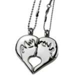 🖼️ 329566-1-partner-anhaenger-kuessendes.jpg | Individuelle 🎁 persönliche 🎁 personalisierte Geschenke bedruckt ▪ bestickt ▪ graviert Bild von partner anhaenger kuessendesjpg | Individuelle 🎁 persönliche 🎁 personalisierte Geschenke bedruckt ▪ bestickt ▪ graviert