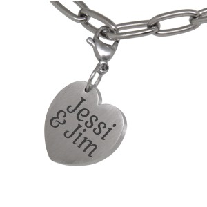 Bild von   herzfoermiger charm anhaengerjpg | Individuelle 🎁 persönliche 🎁 personalisierte Geschenke bedruckt ▪ bestickt ▪ graviert
