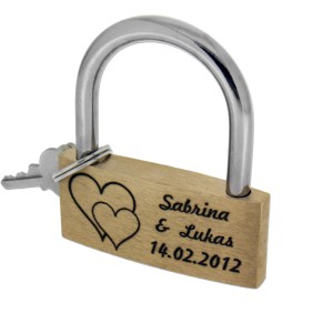 Bild von   liebesschloss mm breit aus mjpg | Individuelle 🎁 persönliche 🎁 personalisierte Geschenke bedruckt ▪ bestickt ▪ graviert