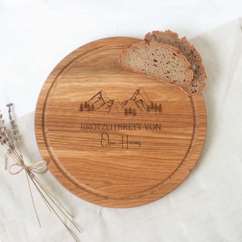 Bild von   schneidebrett eichenholz rundjpg | Individuelle 🎁 persönliche 🎁 personalisierte Geschenke bedruckt ▪ bestickt ▪ graviert