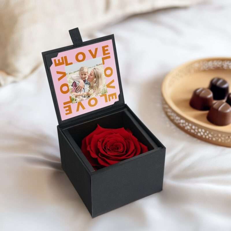Bild von   longlife rosenbox mit fotodrucjpg | Individuelle 🎁 persönliche 🎁 personalisierte Geschenke bedruckt ▪ bestickt ▪ graviert