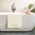 Bild von   handtuch bestickt mit deinem tjpg | Individuelle 🎁 persönliche 🎁 personalisierte Geschenke bedruckt ▪ bestickt ▪ graviert