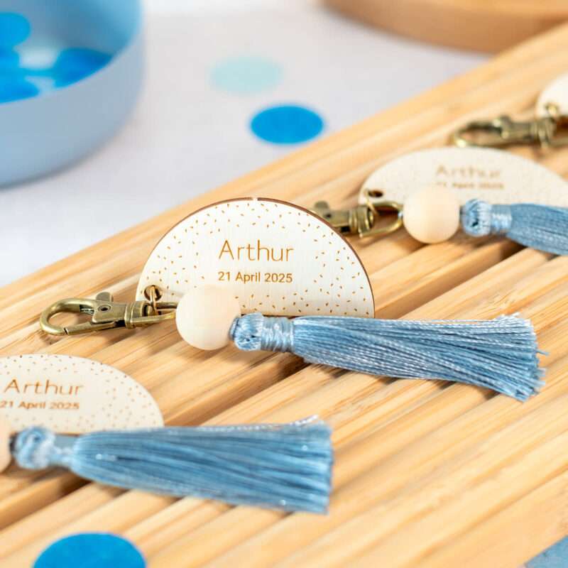 Bild von   blaue schluesselanhaengerg mitjpg | Individuelle 🎁 persönliche 🎁 personalisierte Geschenke bedruckt ▪ bestickt ▪ graviert