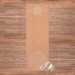 Bild von   yogamatte kork wunschname blumjpg | Individuelle 🎁 persönliche 🎁 personalisierte Geschenke bedruckt ▪ bestickt ▪ graviert