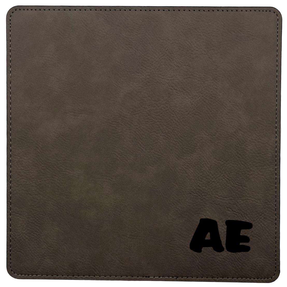 🖼️ 341911-1-mousepad-kunstleder-quadratisc.jpg | Individuelle 🎁 persönliche 🎁 personalisierte Geschenke bedruckt ▪ bestickt ▪ graviert Bild von mousepad kunstleder quadratiscjpg | Individuelle 🎁 persönliche 🎁 personalisierte Geschenke bedruckt ▪ bestickt ▪ graviert