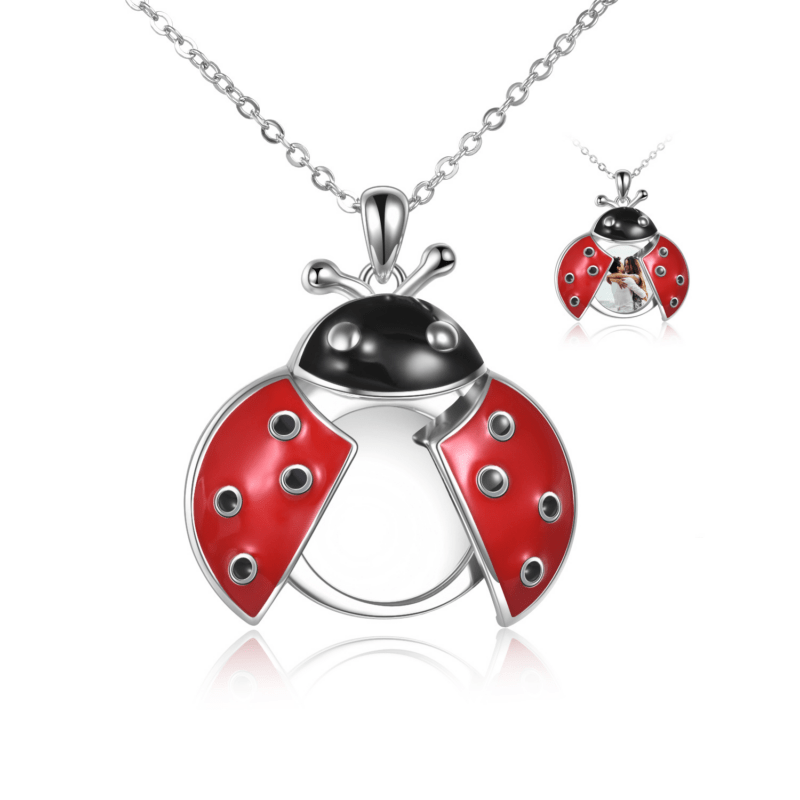 Bild von   personalisierte medaillon halspng | Individuelle 🎁 persönliche 🎁 personalisierte Geschenke bedruckt ▪ bestickt ▪ graviert