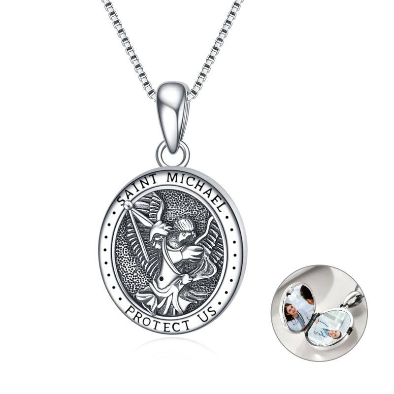🖼️ 342201-1-personalisierte-medaillon-hals.png | Individuelle 🎁 persönliche 🎁 personalisierte Geschenke bedruckt ▪ bestickt ▪ graviert Bild von personalisierte medaillon halspng | Individuelle 🎁 persönliche 🎁 personalisierte Geschenke bedruckt ▪ bestickt ▪ graviert