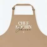Bild von   kochschuerze chefkoechin lattejpg | Individuelle 🎁 persönliche 🎁 personalisierte Geschenke bedruckt ▪ bestickt ▪ graviert