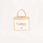 Bild von   jutetasche erzieherin mit herzjpg | Individuelle 🎁 persönliche 🎁 personalisierte Geschenke bedruckt ▪ bestickt ▪ graviert