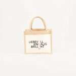 Bild von   jutetasche oma bedeutung graajpg | Individuelle 🎁 persönliche 🎁 personalisierte Geschenke bedruckt ▪ bestickt ▪ graviert