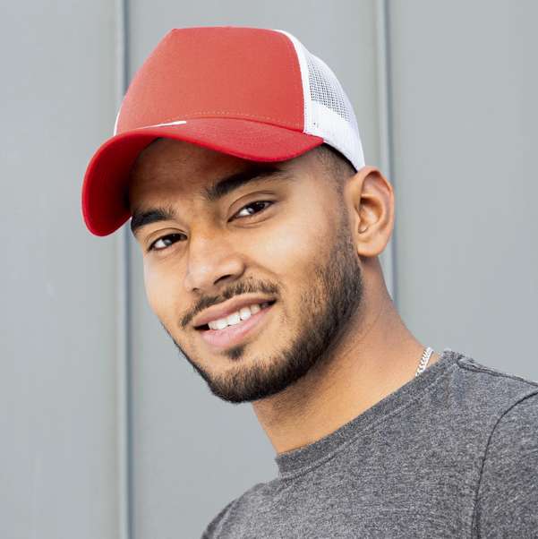🖼️ 346399-1-5-panel-trucker-cap-recycled.jpg | Individuelle 🎁 persönliche 🎁 personalisierte Geschenke bedruckt ▪ bestickt ▪ graviert Bild von panel trucker cap recycledjpg | Individuelle 🎁 persönliche 🎁 personalisierte Geschenke bedruckt ▪ bestickt ▪ graviert