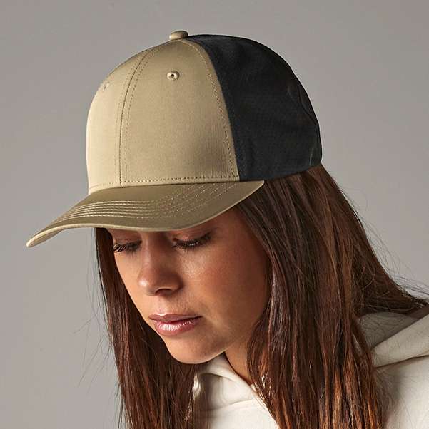 Technical Mesh Trucker