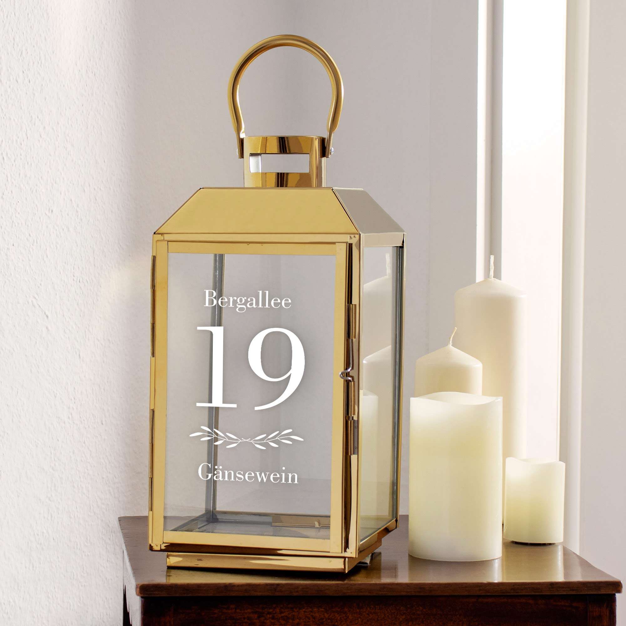 🖼️ 348331-1-personalisierte-gold-laterne-m.jpg | Individuelle 🎁 persönliche 🎁 personalisierte Geschenke bedruckt ▪ bestickt ▪ graviert Bild von personalisierte gold laterne mjpg | Individuelle 🎁 persönliche 🎁 personalisierte Geschenke bedruckt ▪ bestickt ▪ graviert