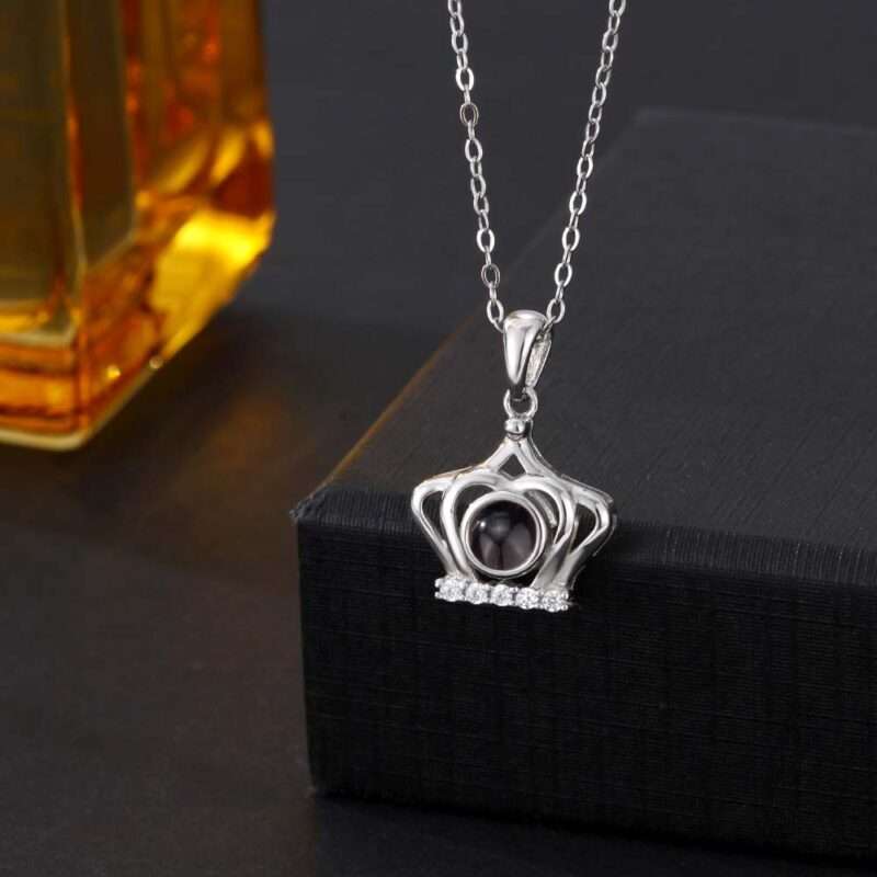 Bild von   foto projektion halskette mitjpg | Individuelle 🎁 persönliche 🎁 personalisierte Geschenke bedruckt ▪ bestickt ▪ graviert