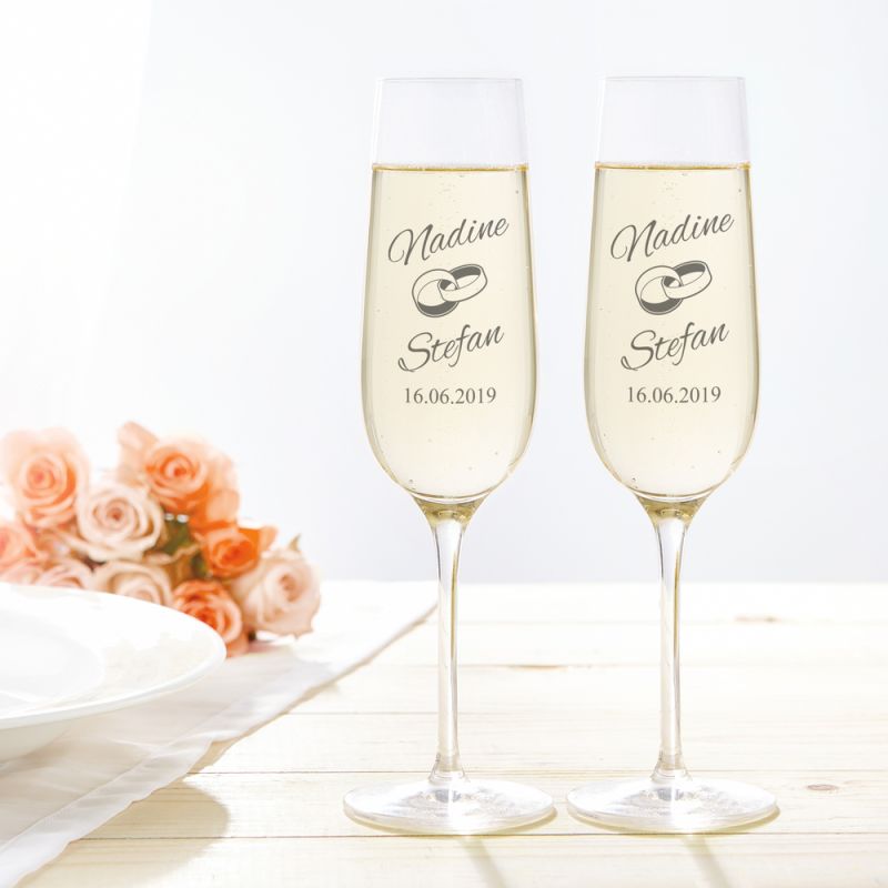 Bild von   sektglaeser zur hochzeitjpg | Individuelle 🎁 persönliche 🎁 personalisierte Geschenke bedruckt ▪ bestickt ▪ graviert