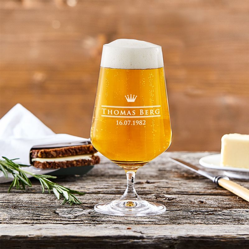 Bierglas mit Gravur - kleine Krone - Pilstulpe personalisiert