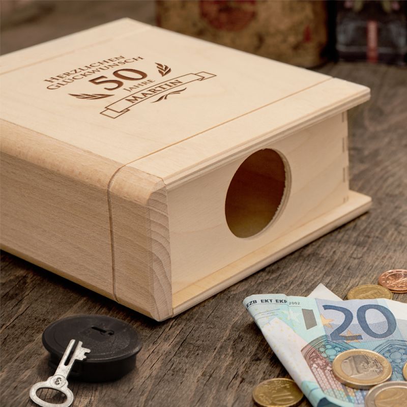 Bild von   spardose buch aus holz zum jpg | Individuelle 🎁 persönliche 🎁 personalisierte Geschenke bedruckt ▪ bestickt ▪ graviert