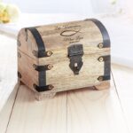 🖼️ 103401-1-geld-schatztruhe-zur-kommunion.jpg | Individuelle 🎁 persönliche 🎁 personalisierte Geschenke bedruckt ▪ bestickt ▪ graviert Bild von geld schatztruhe zur kommunionjpg | Individuelle 🎁 persönliche 🎁 personalisierte Geschenke bedruckt ▪ bestickt ▪ graviert