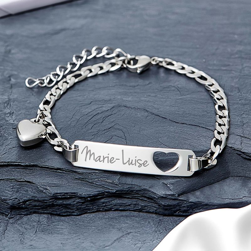Bild von   armband mit gravur name herzjpg | Individuelle 🎁 persönliche 🎁 personalisierte Geschenke bedruckt ▪ bestickt ▪ graviert