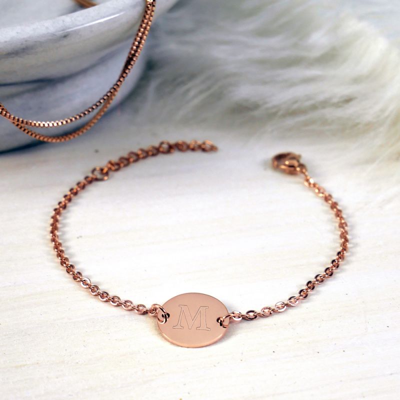 Bild von   armkettchen mit gravur initijpg | Individuelle 🎁 persönliche 🎁 personalisierte Geschenke bedruckt ▪ bestickt ▪ graviert