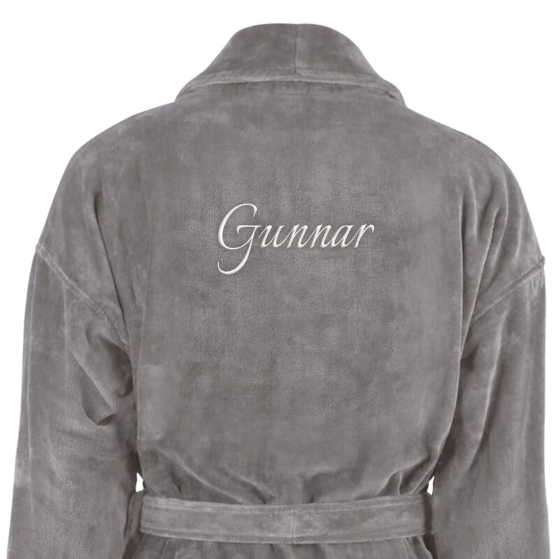 Bild von   bademantel herren grau s mjpg | Individuelle 🎁 persönliche 🎁 personalisierte Geschenke bedruckt ▪ bestickt ▪ graviert