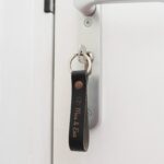 Bild von   schluesselanhaenger leder mitjpg | Individuelle 🎁 persönliche 🎁 personalisierte Geschenke bedruckt ▪ bestickt ▪ graviert