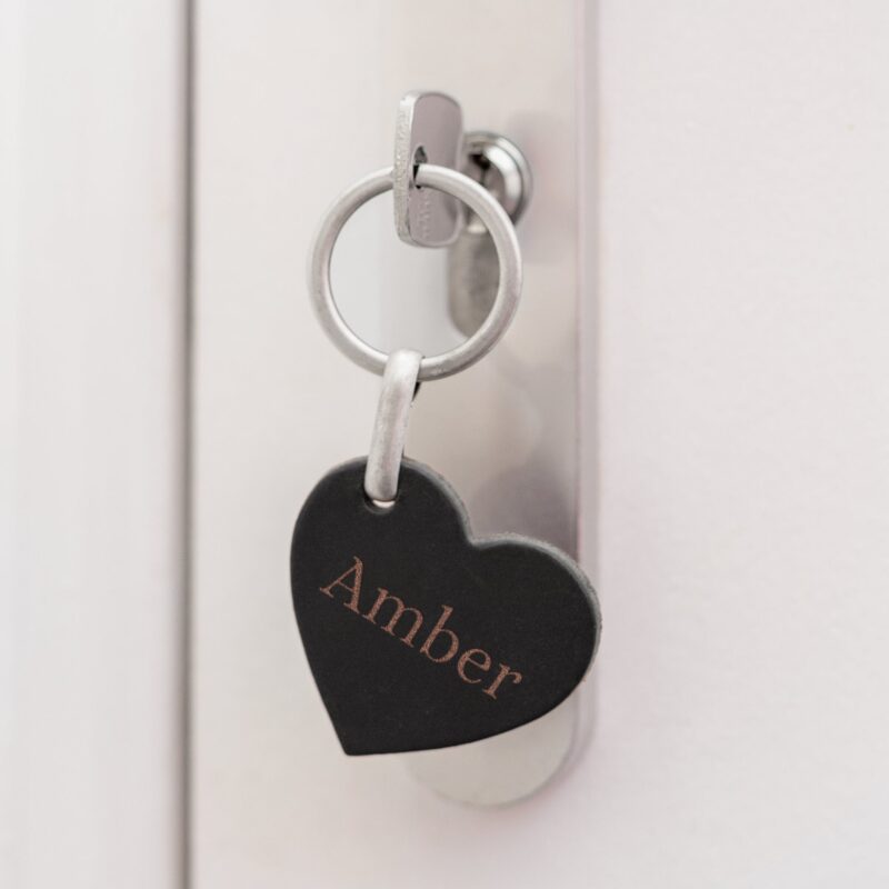 Bild von   schluesselanhaenger leder hejpg | Individuelle 🎁 persönliche 🎁 personalisierte Geschenke bedruckt ▪ bestickt ▪ graviert