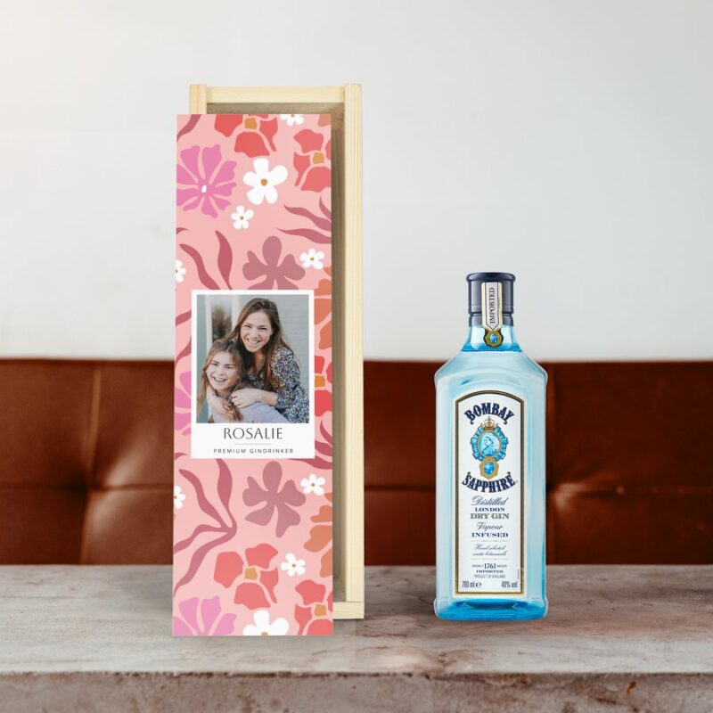 Bild von   gin bombay sapphirejpg | Individuelle 🎁 persönliche 🎁 personalisierte Geschenke bedruckt ▪ bestickt ▪ graviert