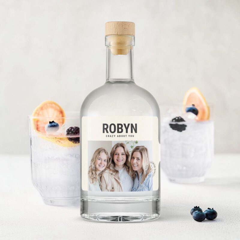 Bild von   gin personalisieren mit etiketjpg | Individuelle 🎁 persönliche 🎁 personalisierte Geschenke bedruckt ▪ bestickt ▪ graviert