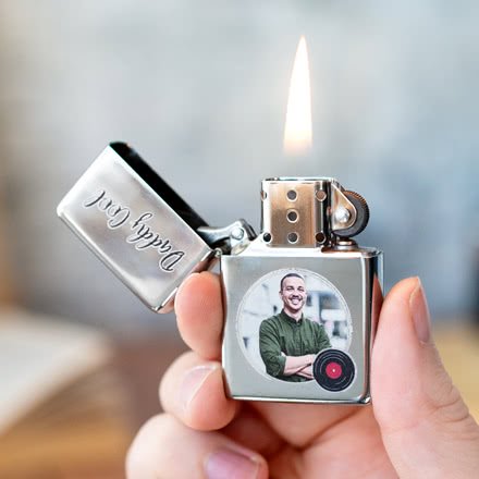 Bild von   feuerzeug mit fotojpg | Individuelle 🎁 persönliche 🎁 personalisierte Geschenke bedruckt ▪ bestickt ▪ graviert