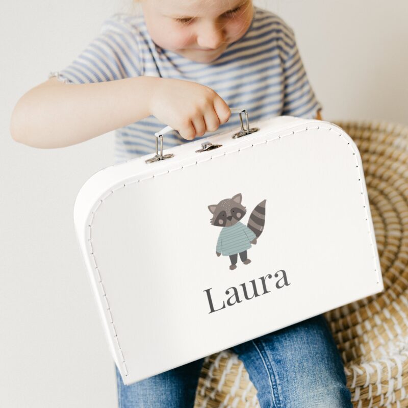 Bild von   kinderkoffer weiss grossjpg | Individuelle 🎁 persönliche 🎁 personalisierte Geschenke bedruckt ▪ bestickt ▪ graviert