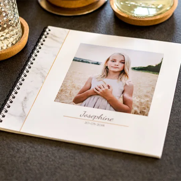 Bild von   fotobuch large hochformat spjpg | Individuelle 🎁 persönliche 🎁 personalisierte Geschenke bedruckt ▪ bestickt ▪ graviert