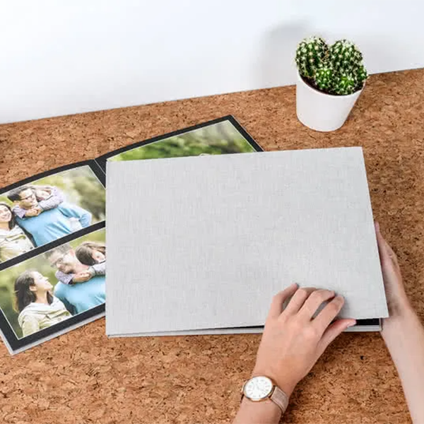 Bild von   fotobuch xl quer hardcover ljpg | Individuelle 🎁 persönliche 🎁 personalisierte Geschenke bedruckt ▪ bestickt ▪ graviert