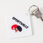 🖼️ 140386-1-schluesselanhaenger-viereck.jpg | Individuelle 🎁 persönliche 🎁 personalisierte Geschenke bedruckt ▪ bestickt ▪ graviert Bild von   schluesselanhaenger viereckjpg | Individuelle 🎁 persönliche 🎁 personalisierte Geschenke bedruckt ▪ bestickt ▪ graviert