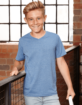 Bild von   jungen v shirtpng | Individuelle 🎁 persönliche 🎁 personalisierte Geschenke bedruckt ▪ bestickt ▪ graviert