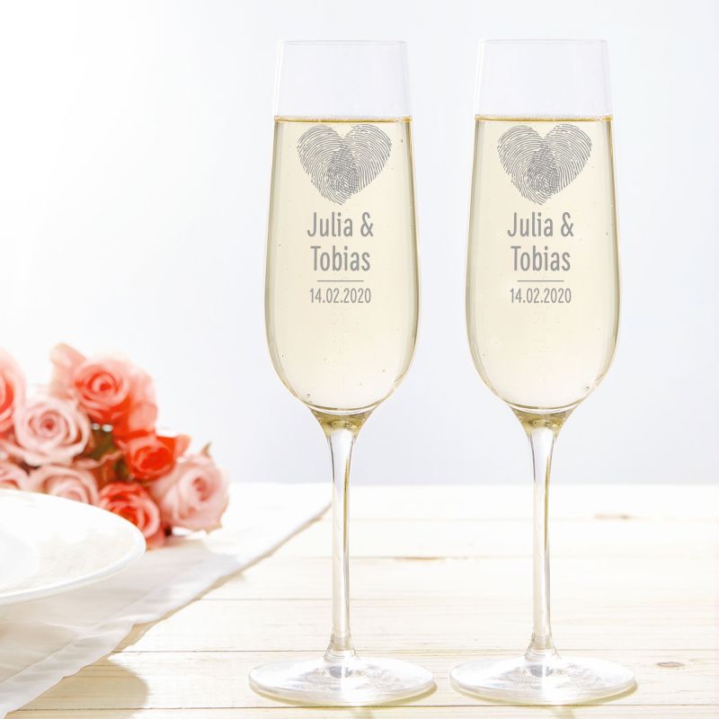 Bild von   sektglaeser mit gravur herzjpg | Individuelle 🎁 persönliche 🎁 personalisierte Geschenke bedruckt ▪ bestickt ▪ graviert
