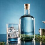 🖼️ 167264-1-personalisiertes-ginset-mit-gl.jpg | Individuelle 🎁 persönliche 🎁 personalisierte Geschenke bedruckt ▪ bestickt ▪ graviert Bild von personalisiertes ginset mit gljpg | Individuelle 🎁 persönliche 🎁 personalisierte Geschenke bedruckt ▪ bestickt ▪ graviert