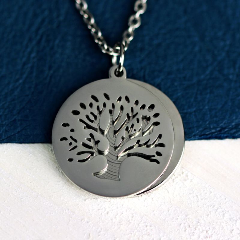 Bild von   halskette mit gravur  anhaejpg | Individuelle 🎁 persönliche 🎁 personalisierte Geschenke bedruckt ▪ bestickt ▪ graviert