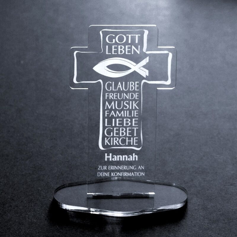 Bild von   acryl kreuz mit deiner namensgjpg | Individuelle 🎁 persönliche 🎁 personalisierte Geschenke bedruckt ▪ bestickt ▪ graviert