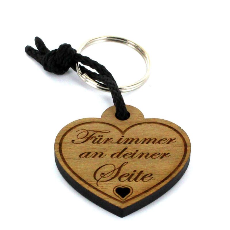 Bild von   gravur schluesselanhaenger ausjpg | Individuelle 🎁 persönliche 🎁 personalisierte Geschenke bedruckt ▪ bestickt ▪ graviert