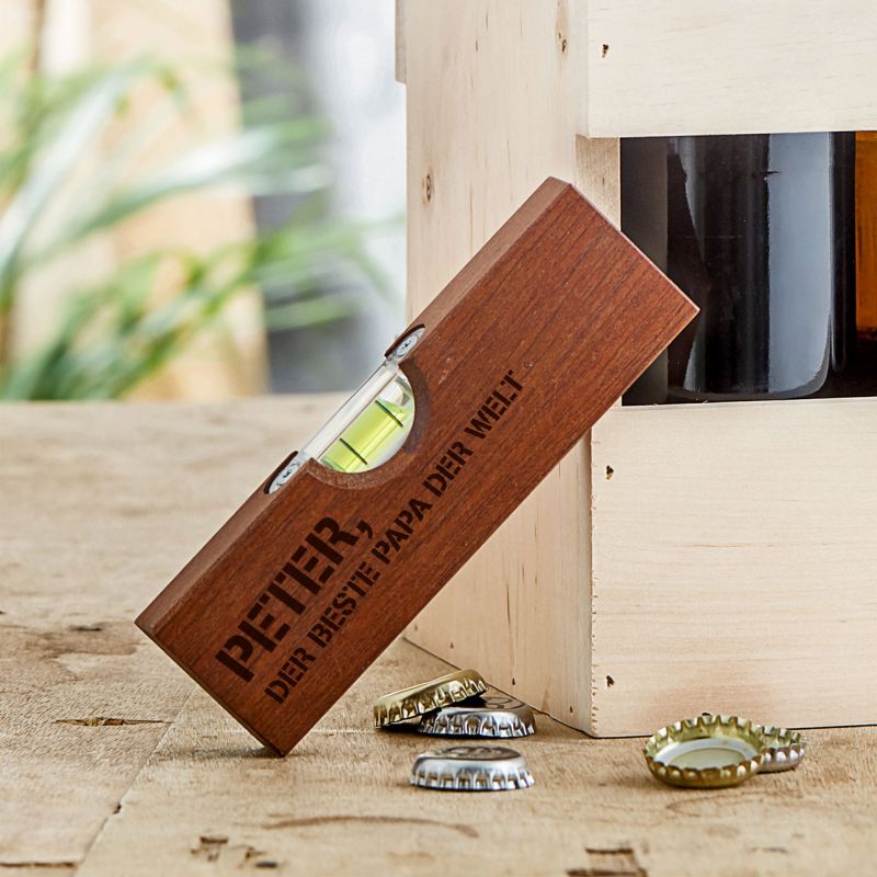 Bild von   wasserwaage bester papa pejpg | Individuelle 🎁 persönliche 🎁 personalisierte Geschenke bedruckt ▪ bestickt ▪ graviert