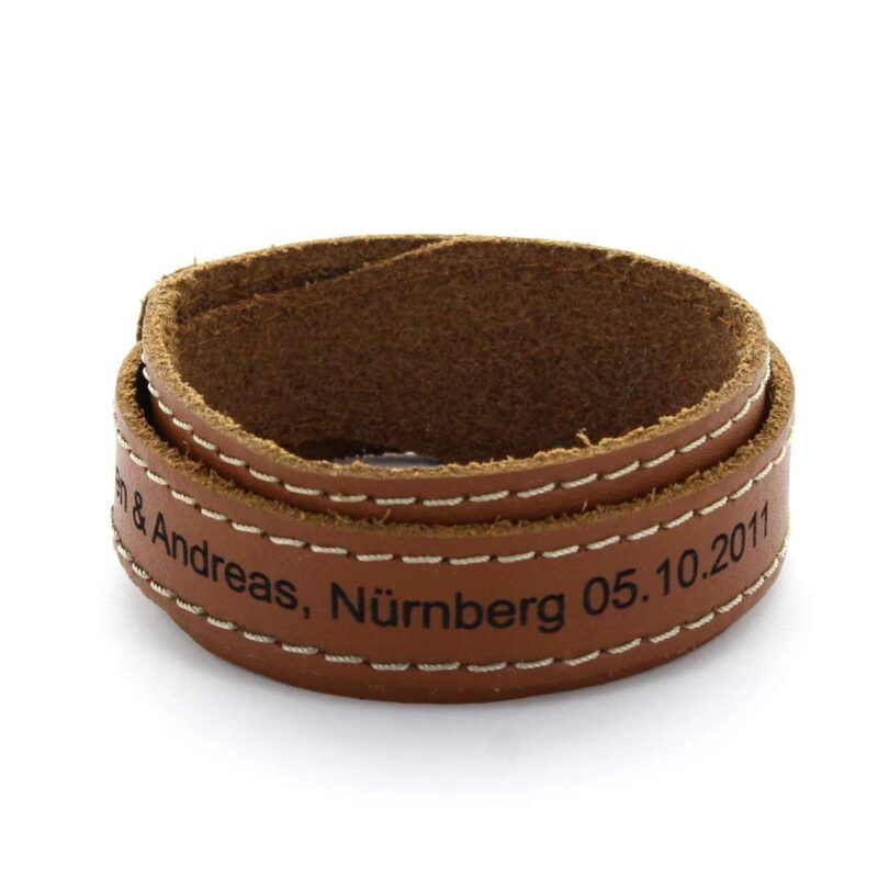 Bild von   gravur lederarmband  cm brejpg | Individuelle 🎁 persönliche 🎁 personalisierte Geschenke bedruckt ▪ bestickt ▪ graviert