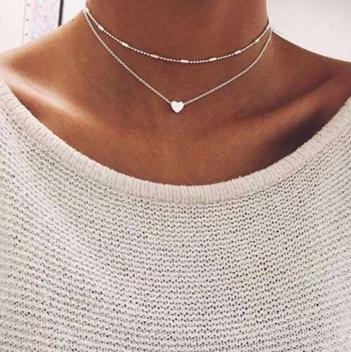 Bild von   halskette mit kleinem herzjpg | Individuelle 🎁 persönliche 🎁 personalisierte Geschenke bedruckt ▪ bestickt ▪ graviert