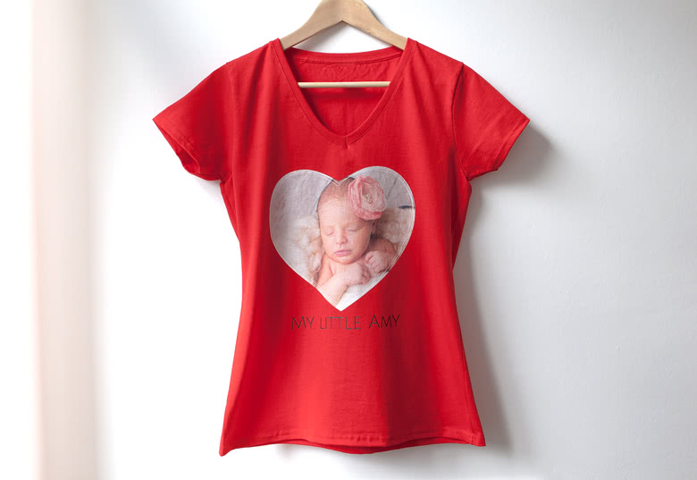 Bild von   frauen t shirt rot xljpg | Individuelle 🎁 persönliche 🎁 personalisierte Geschenke bedruckt ▪ bestickt ▪ graviert