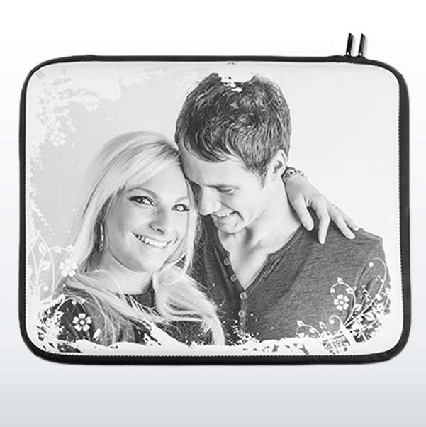 Bild von   laptophuellejpg | Individuelle 🎁 persönliche 🎁 personalisierte Geschenke bedruckt ▪ bestickt ▪ graviert